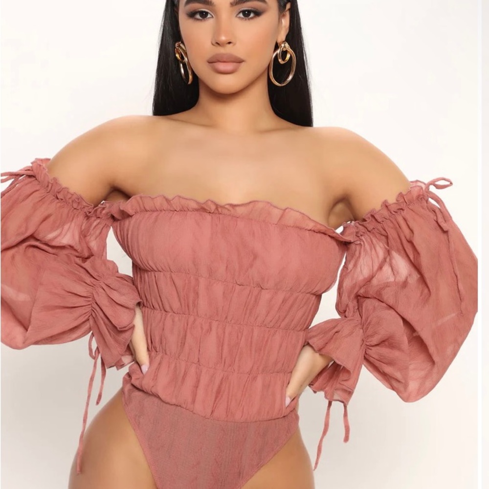 Fashion Nova - Cute Rushed Bodysuit